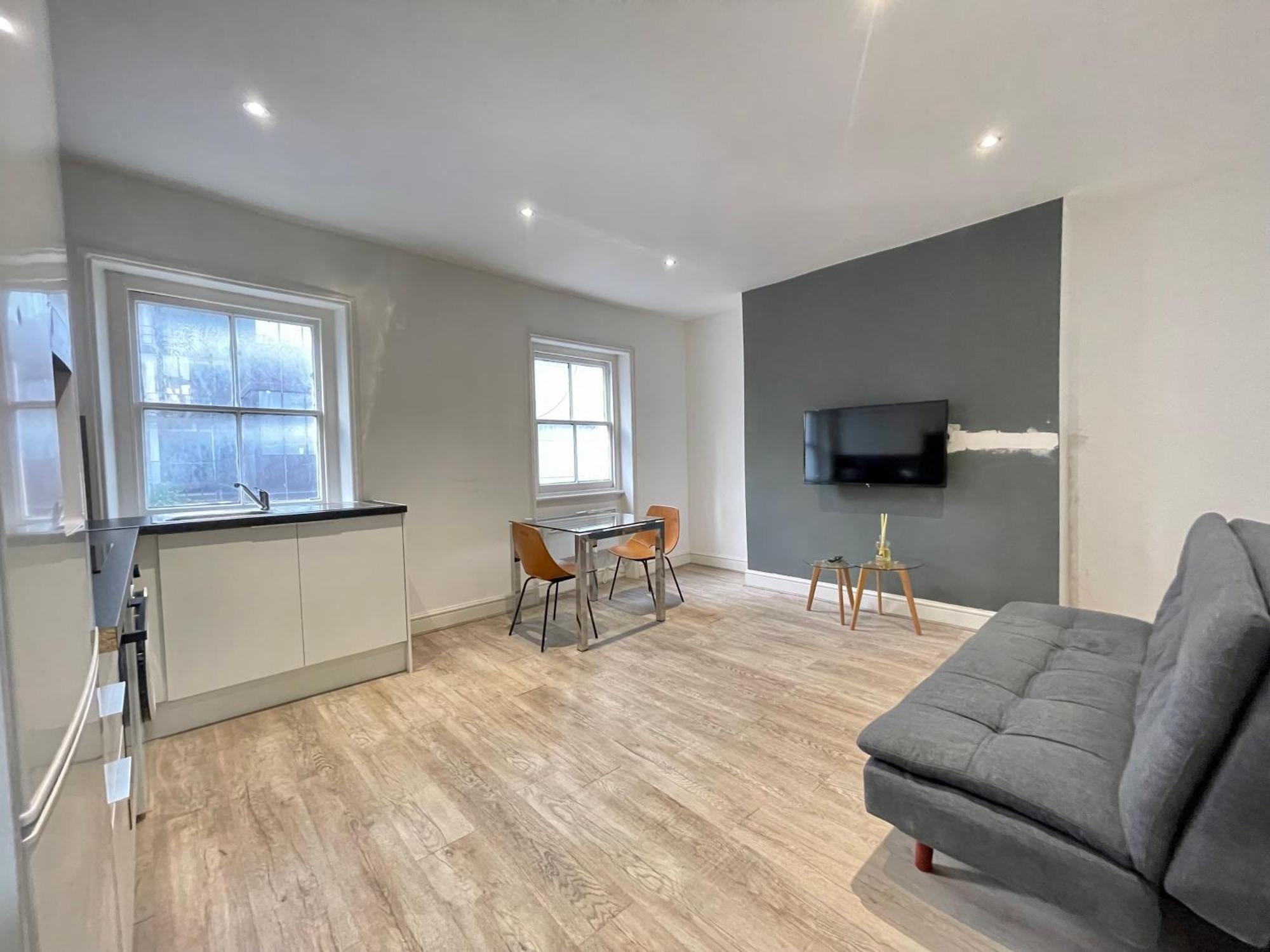 Goodge Street Apartments London Ngoại thất bức ảnh