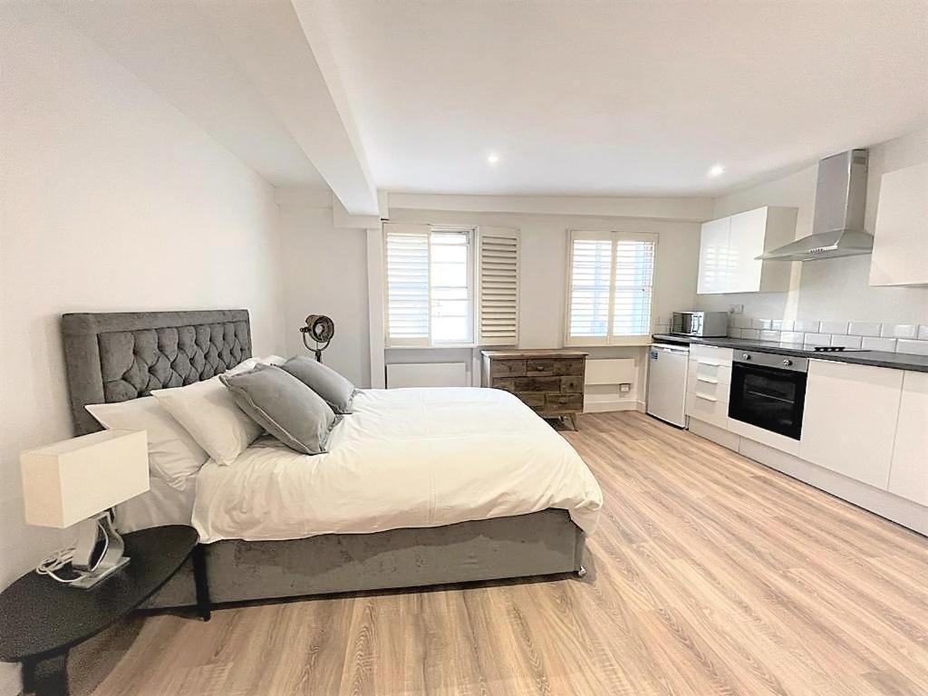 Goodge Street Apartments London Ngoại thất bức ảnh