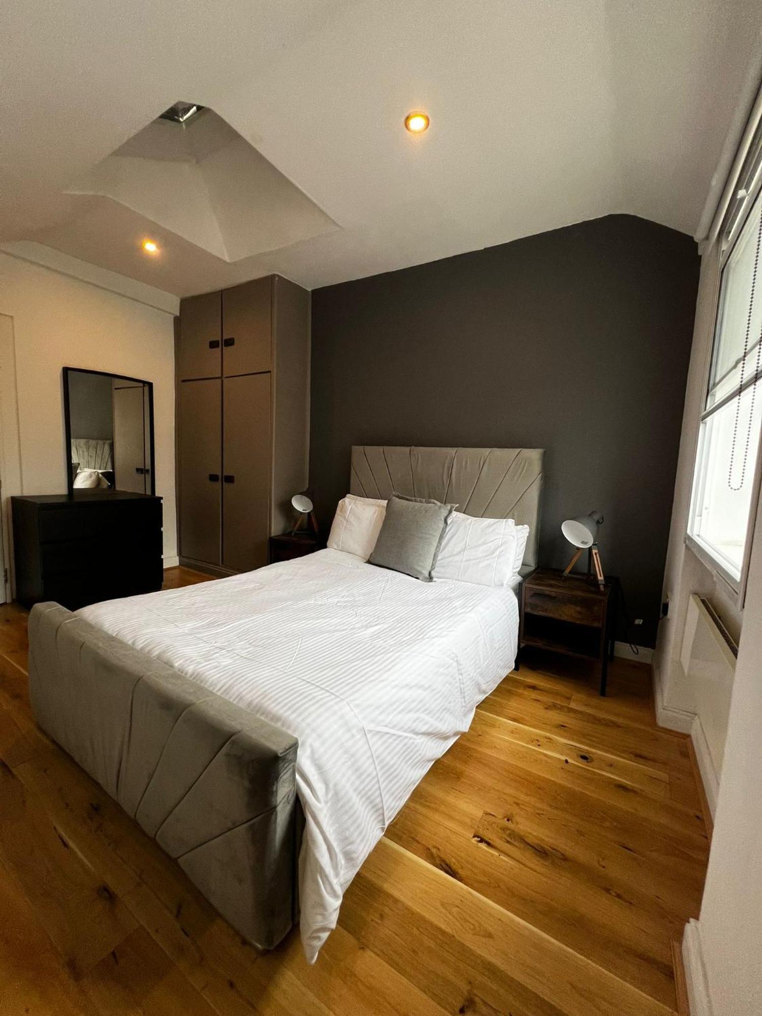 Goodge Street Apartments London Ngoại thất bức ảnh