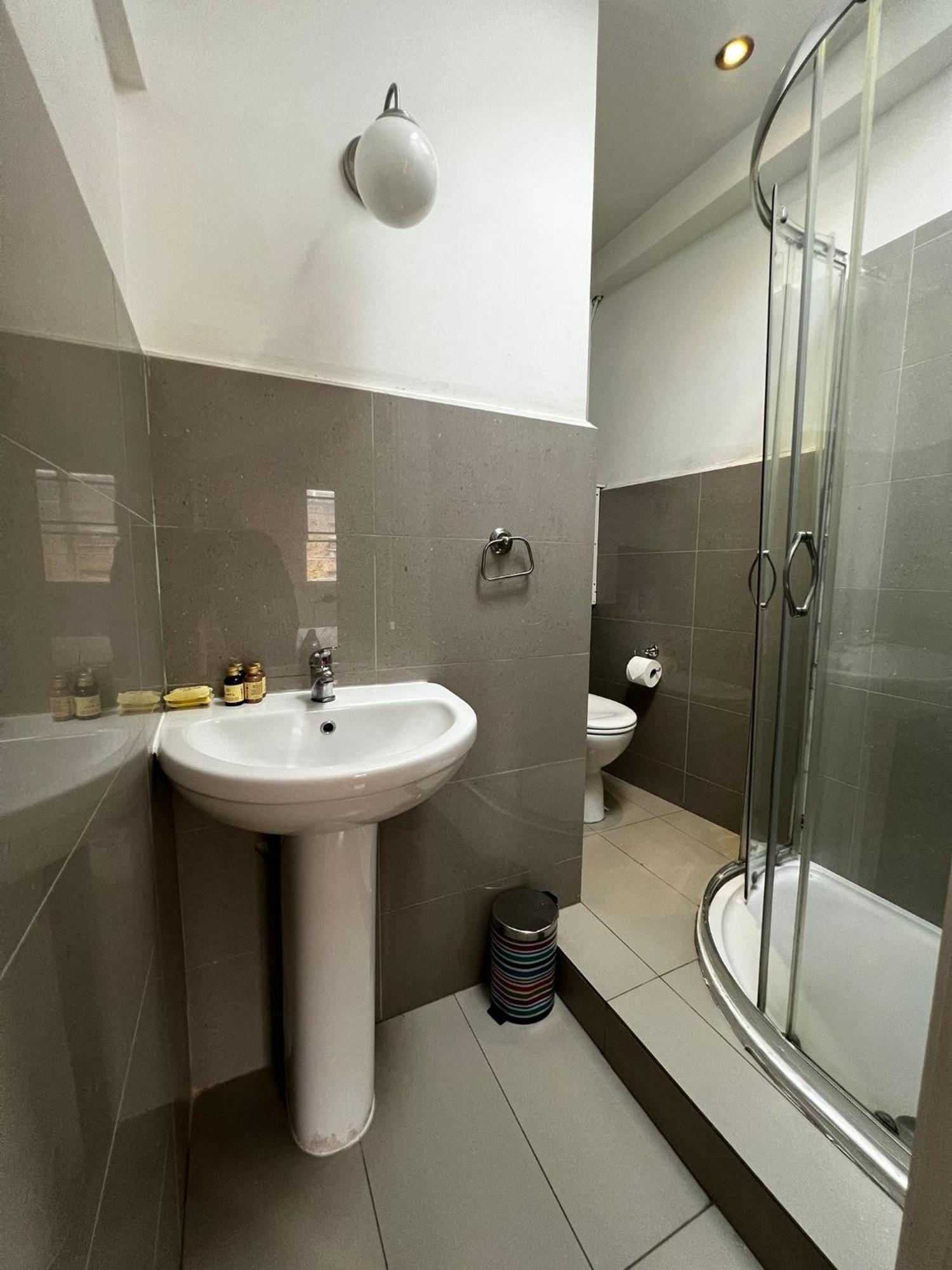 Goodge Street Apartments London Ngoại thất bức ảnh